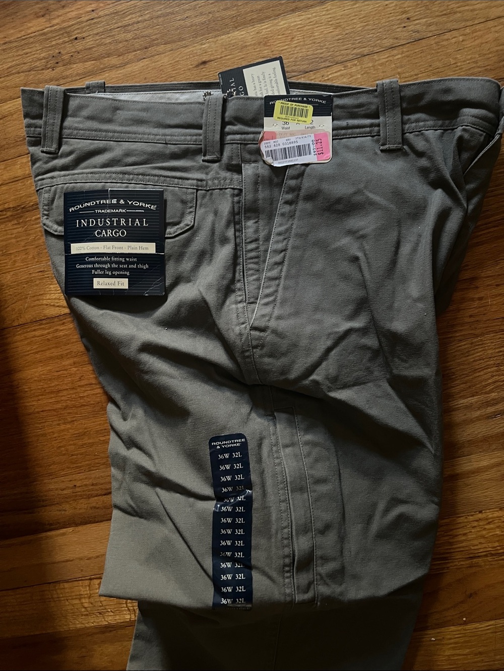 Roundtree & Yorke Men's Industrial Cargo Pants